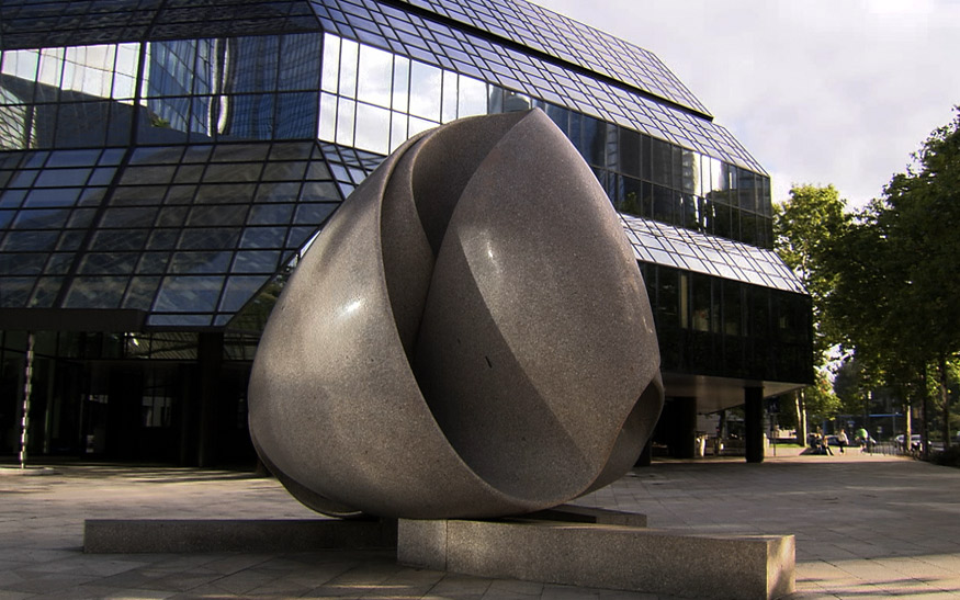 マックス・ビルー絶対的な視点